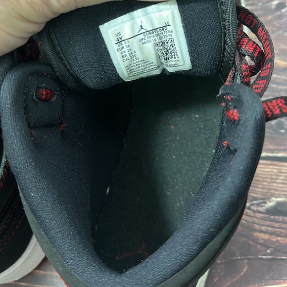 NIKE Air Jordan Retro 1 Fearless Come Fly With Me Sneakers - Picture 5 of 7